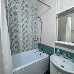 Фото Отель ПоСутки на Каштановой аллее