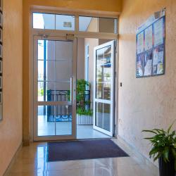 Фото Отель Уютная квартира с панорамными окнами от LetoApart