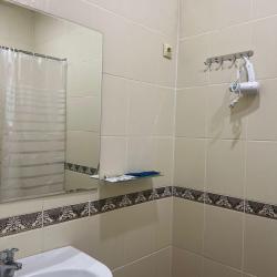 Номер улучшенный стандарт с 1 двуспальной кроватью