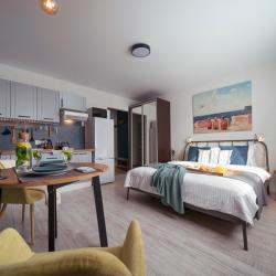 Фото Отель ELLJOY apartments (Эллджой апартментс)