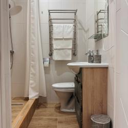 Номер стандарт улучшенный с 1 двуспальной кроватью