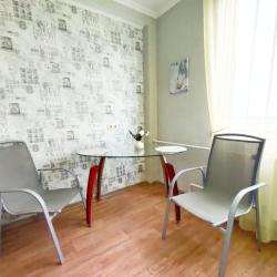 Фото Апартаменты GlobusApartamentCity на улице Лётчика Грицевца 7
