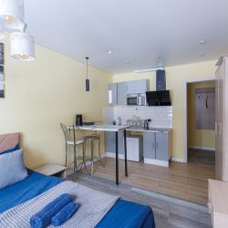 Фото Отель На квартире на улице Курчатова 25/1