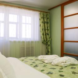 Номер люкс бизнес с 1 двуспальной кроватью