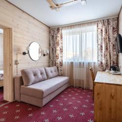 2-комнатный номер полулюкс с 1 двуспальной кроватью