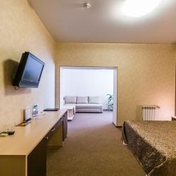 Номер стандарт с 1 двуспальной кроватью