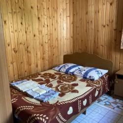 Комната эконом с 1 односпальной и 2 двуспальными кроватями