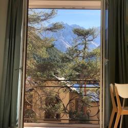 Фото Отель Лиcичкинhousе на улице Балкарская 21с4