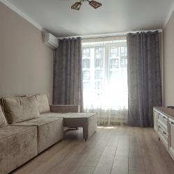 Фото Апартаменты на проспекте Российский 13