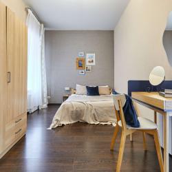 Фото Отель FlatStay Кирилловская 22| 3шка с просторной гостиной на 8 человек в центре