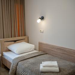 Номер стандарт с 2 односпальными кроватями (с пансионом)