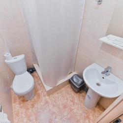 Номер стандарт с 1 двуспальной кроватью
