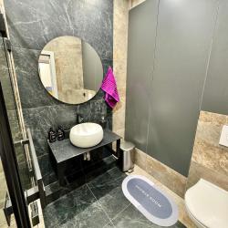 Фото Апартаменты на улице Октябрьская 181/2 корпус 3