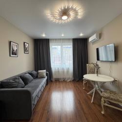 Апартаменты стандарт евродвухкомнатные с балконом