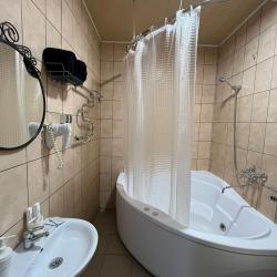 Комната улучшенная с 1 двуспальной кроватью