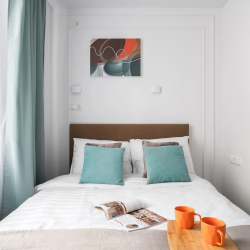 Фото Отель Home Like (Хоум Лайк) на бульваре Эйнштейна 4