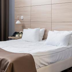 Номер стандарт с 1 двуспальной кроватью