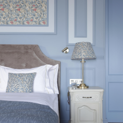 2-комнатный номер люкс с 1 двуспальной кроватью