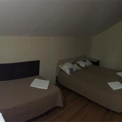 Комната эконом с 3 односпальными кроватями (мансарда)