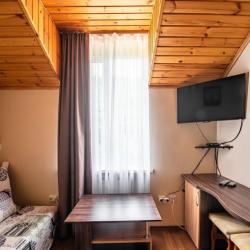 4-местная комната люкс с балконом №2