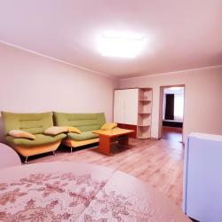 Фото Апартаменты на улице Газинура Гафиатуллина 45