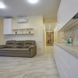 Фото Апартаменты Svetlana Park Lux, 4 комнаты