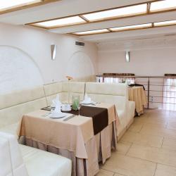 Фото Отель У фонтана