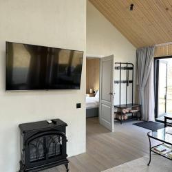 Фото Отель BarnHouse Village (БарнХаус Виллэдж)