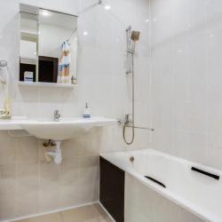 Коттедж стандарт с 3 двуспальными кроватями