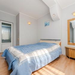 Улучшенные апартаменты с 2 спальнями и террасой с видом на город и море