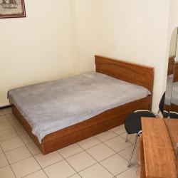 Номер стандарт с 1 двуспальной кроватью