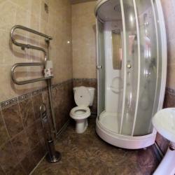 Номер полулюкс с 1 двуспальной кроватью