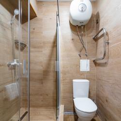 2-комнатный номер полулюкс с 1 двуспальной кроватью