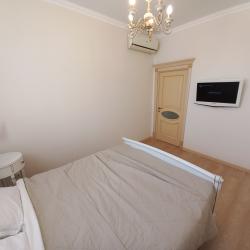 Фото Апартаменты на проспекте ского Полка 54