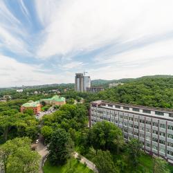 1-комнатные апартаменты стандарт 100-летия Владивостока 163