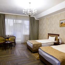Фото Отель Golden Dragon (Золотой Дракон)