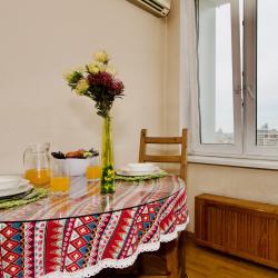 Фото Отель Квартира свободна на Новом Арбате