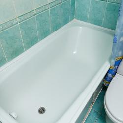 Номер стандарт с 2 односпальными кроватями с балконом