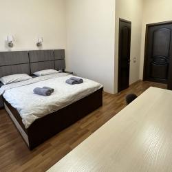 Номер стандарт с 1 двуспальной кроватью