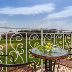 Фото Апартаменты Villa La Melia (Вилла Ла Мелиа)