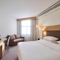 Cosmos Ekaterinburg Hotel (Космос Екатеринбург) (бывш. Park Inn by Radisson Ekaterinburg) — 48fafbb3345788e3830b4b7d7dd91a59
