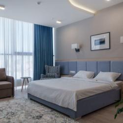 Номер делюкс с 1 двуспальной кроватью и диваном