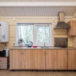 Малый коттедж у леса с 2-мя спальнями