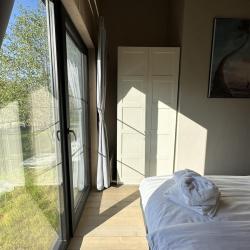 Фото Отель BarnHouse Village (БарнХаус Виллэдж)