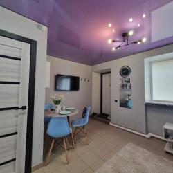 Фото Новые 2к Апартаменты в центре Нефтяников