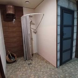 Фото Отель Гостевой дом с бассейном и баней в Дубках