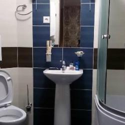 Номер полулюкс с 1 двуспальной кроватью (с завтраком)