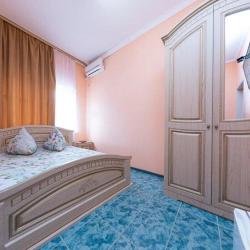 Номер стандарт с 1 двуспальной кроватью