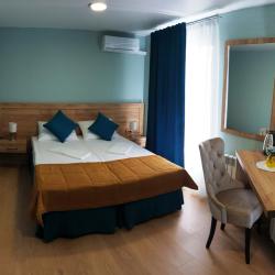 Фото Отель Петровский