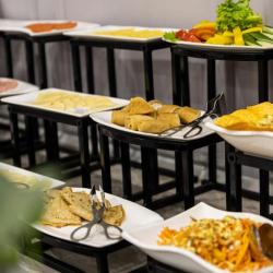 Фото Отель Resident Bishkek (Резидент )